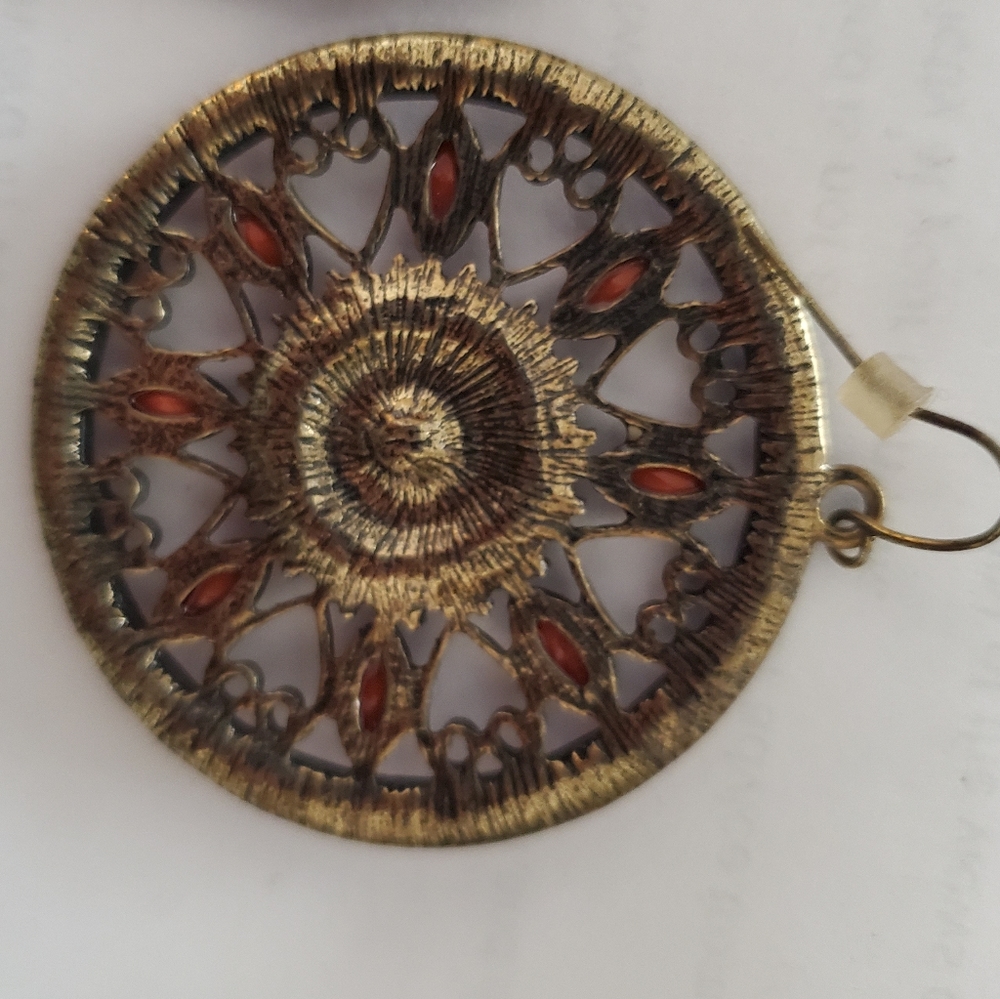 VINTAGE HANGING EARRINGS - Picture 4 of 4